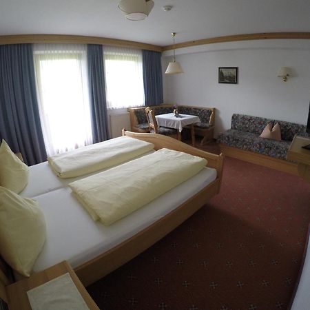 Gaestehaus Alpenland Tux Szoba fotó