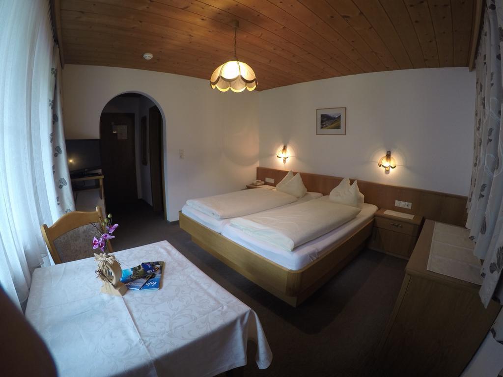 Gaestehaus Alpenland Tux Kültér fotó